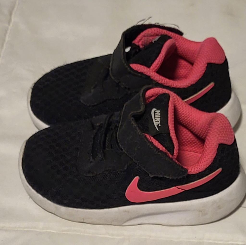 2 For 10 Toddler Nikes Barbie Pink
